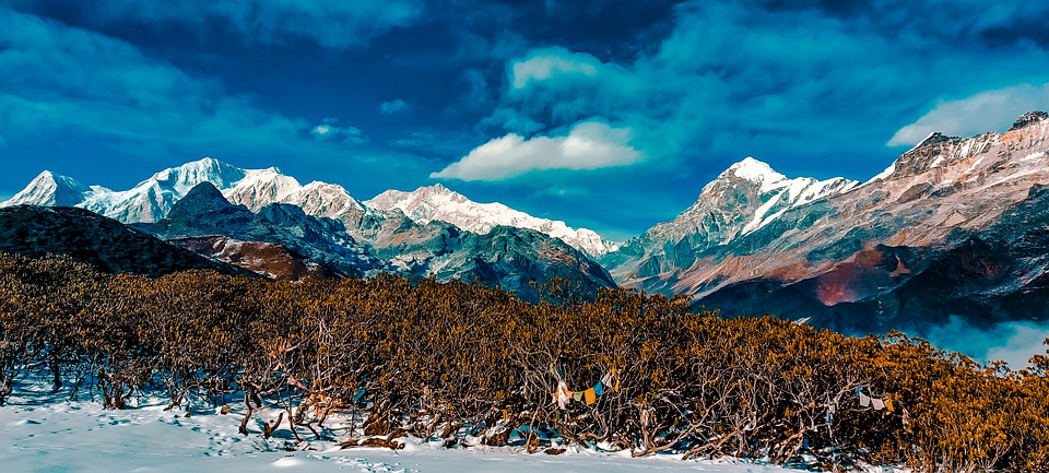 A Complete Guide to Kanchenjunga Trek