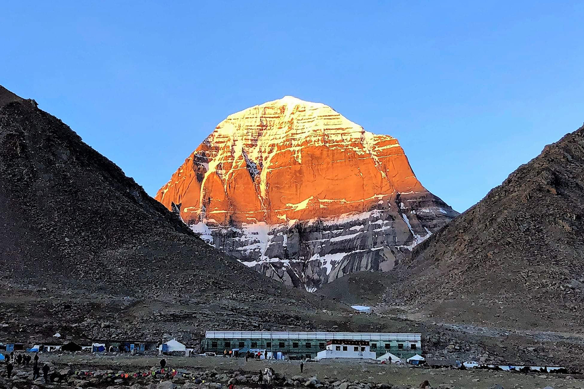 Book Mt.Kailash and Manasarovar Lake Tour -14 days